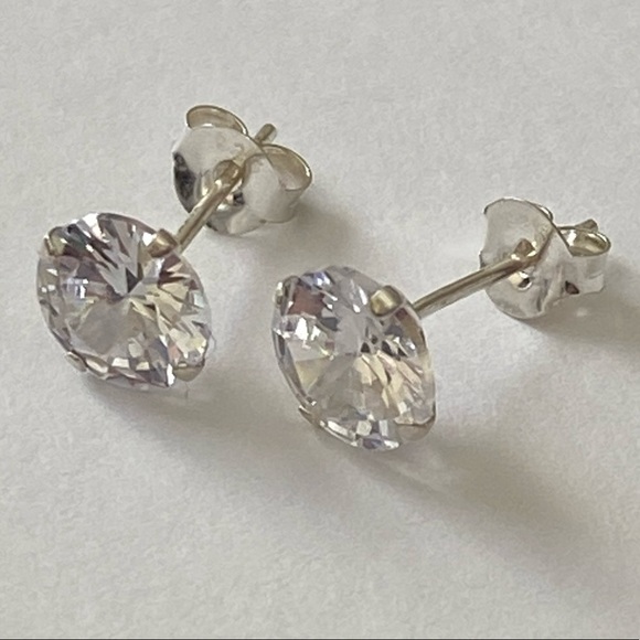 925 silver 7mm cz cubic zirconia stunning earrings - Picture 3 of 6